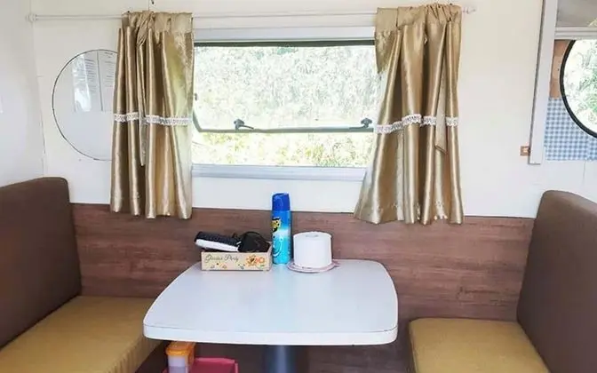 Oda (Caravan (Camping Room Private BBQ))