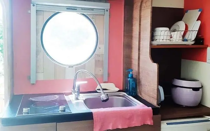 Oda (Caravan (Camping Room Private BBQ))