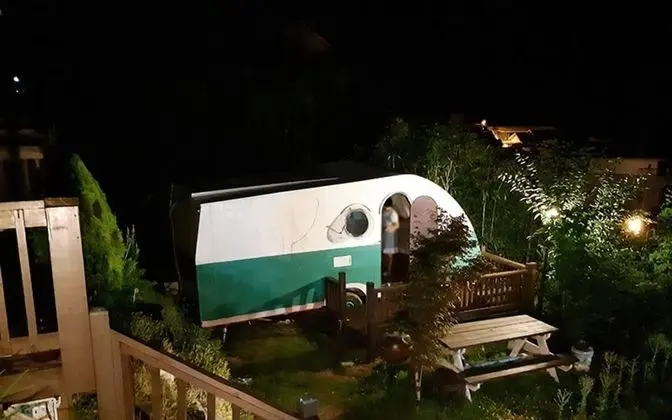 Oda (Caravan (Camping Room Private BBQ))