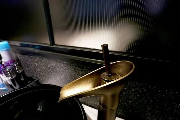 Oda (Special Room (Netflix/Disney+ Availab)