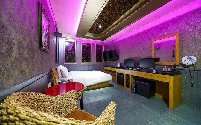 Oda (Premium Room (Spa Spacious Room Netfl)