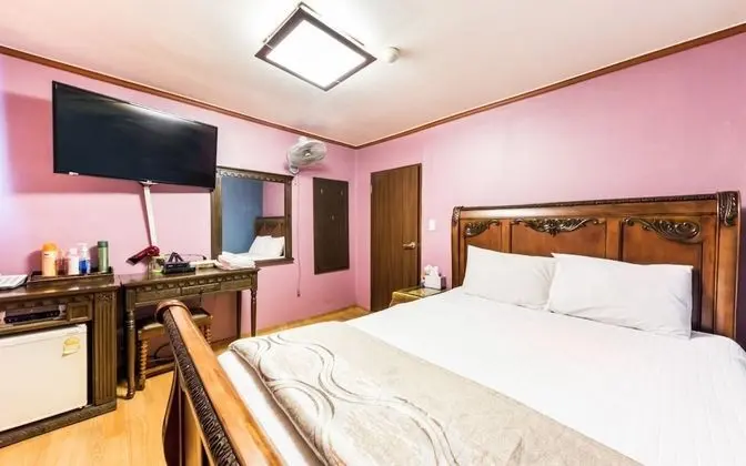 Oda (Semi-Special Room)