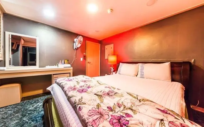 Oda (Special Room)