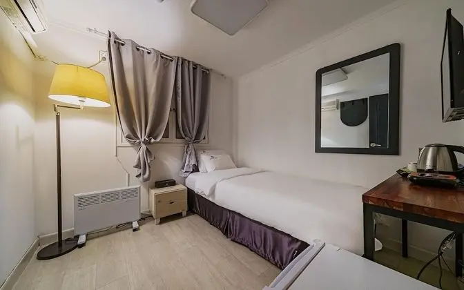 Oda (Standard single room)