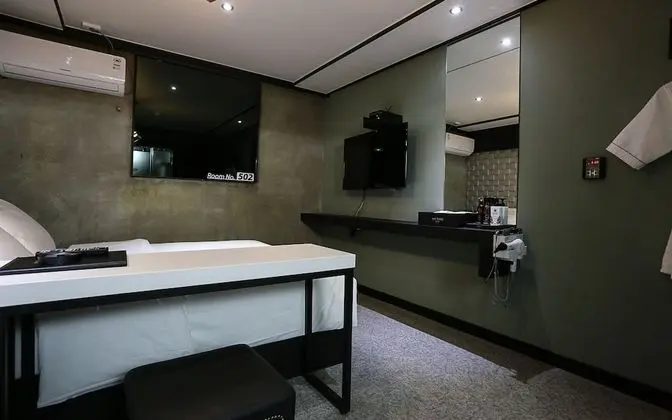 Oda (General room (no overnight parking))