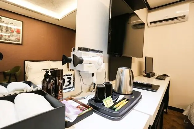 Oda (General room (no overnight parking))