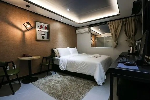 Oda (General room (no overnight parking))