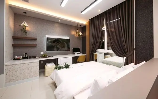 Oda (Drive-in-VIP (with styler))