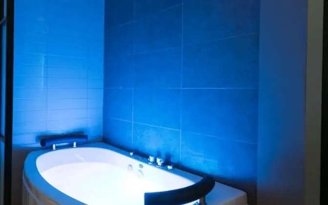 Oda (Drive-in-VIP (with styler))