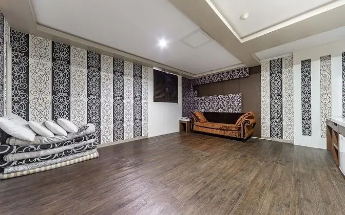 Oda (Daeondol (netflix available))