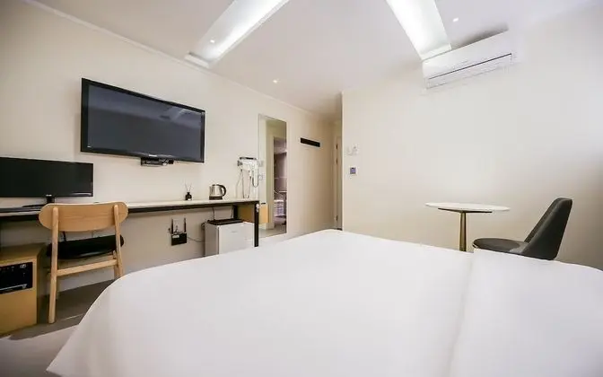 Oda (Standard (Netflix available))