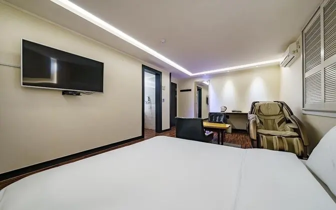 Oda (VIP - Spa(Massage chair/Styler/Netfli)