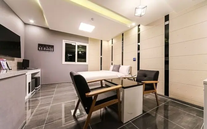 Oda (Standard (massage bed))