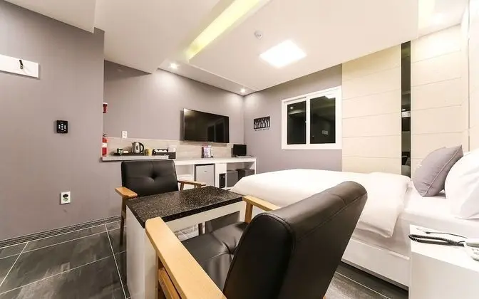 Oda (Standard (massage bed))