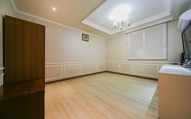 Oda (Deluxe Korean Room (Bidet PC Netflix )