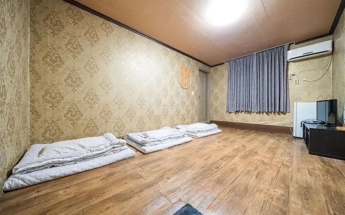 Oda (Ondol for three people)