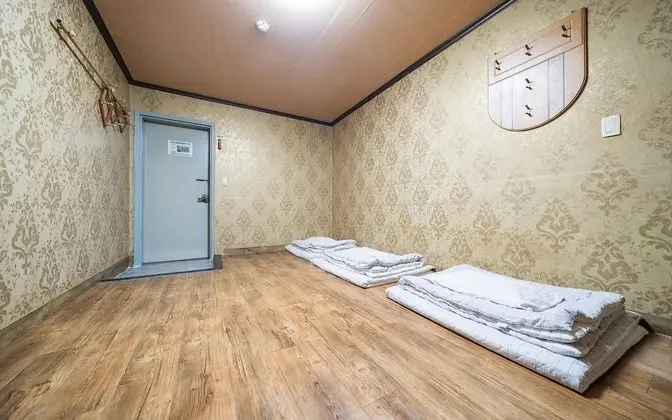 Oda (Ondol for three people)