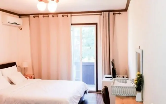 Oda (Petit (Couple Room))