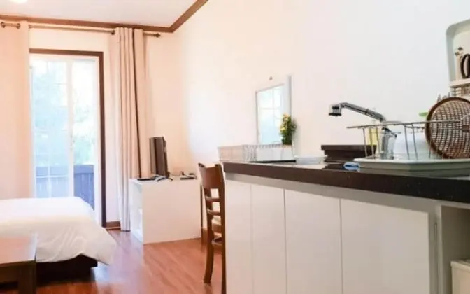 Oda (Petit (Couple Room))