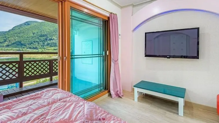 Basic Oda, 1 Yatak Odası (Salanguiyeosin bineoseu(2cheung))