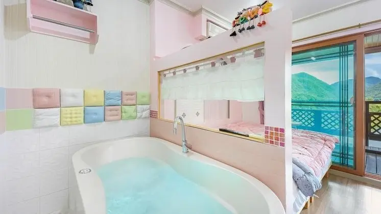 Basic Oda, 1 Yatak Odası (Salanguiyeosin bineoseu(2cheung))