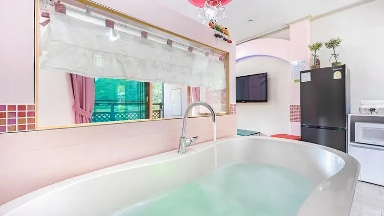 Basic Oda, 1 Yatak Odası (Salanguiyeosin bineoseu(2cheung))