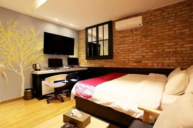 Oda (Deluxe room (Netflix viewing availabl)