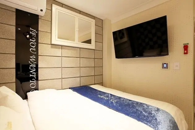 Oda (General room (Couple PC Netflix viewi)