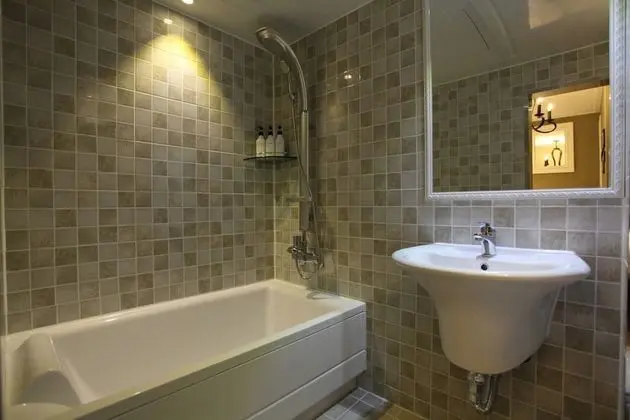 Oda (General room (Couple PC Netflix viewi)