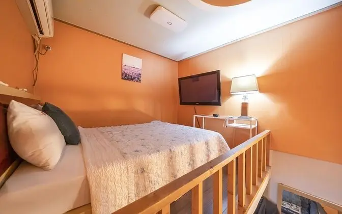 Oda (Special Room (Netflix))