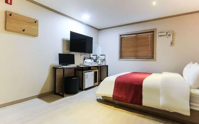 Oda (General room (hot water mat room insp)