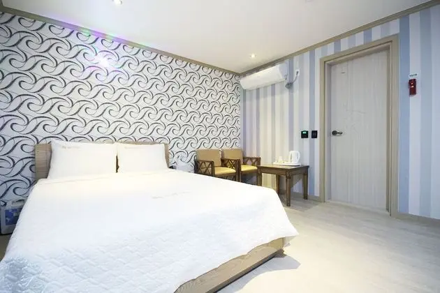 Oda (General room (hot water mat room insp)