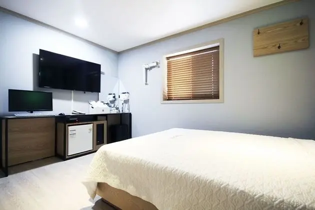 Oda (General room (hot water mat room insp)