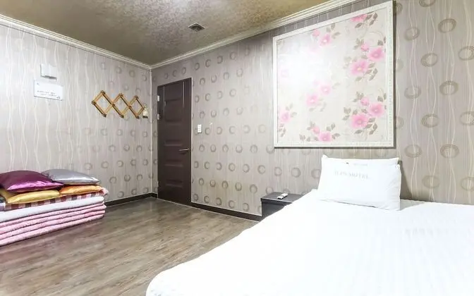 Oda (Special Room)