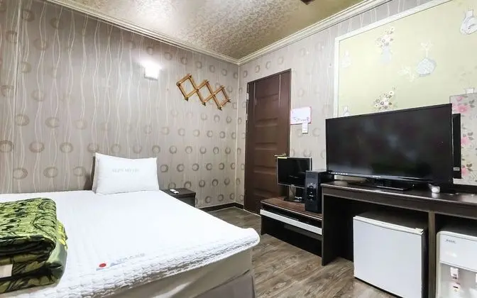 Oda (Standard Room)