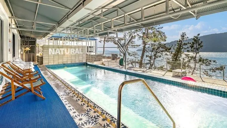 Basic Oda, 3 Yatak Odası (NATURAL Poolvilla)