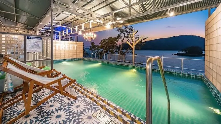 Basic Oda, 3 Yatak Odası (STREET Poolvilla)