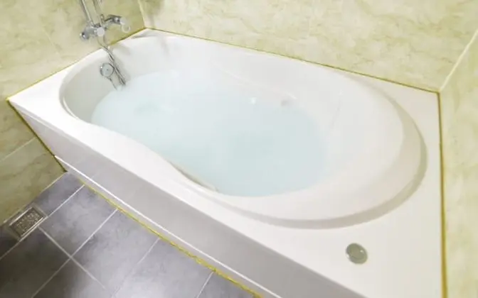 Oda (VIP (Jetted Spa Hinoki Sauna Netflix )