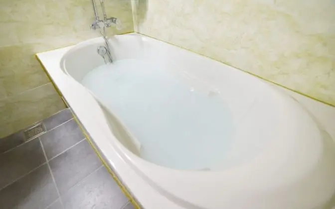 Oda (VIP (Jetted Spa Hinoki Sauna Netflix )