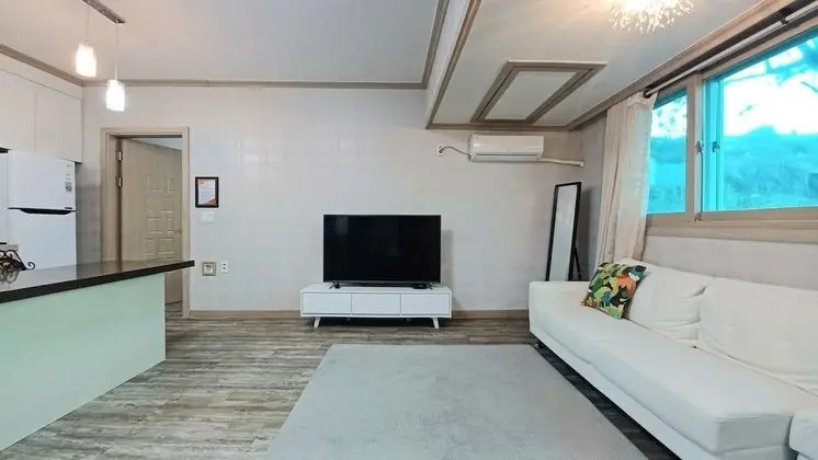 Basic Oda, 3 Yatak Odası (brown home)