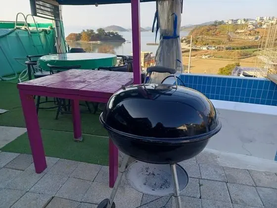 Basic Oda, 3 Yatak Odası (brown home)