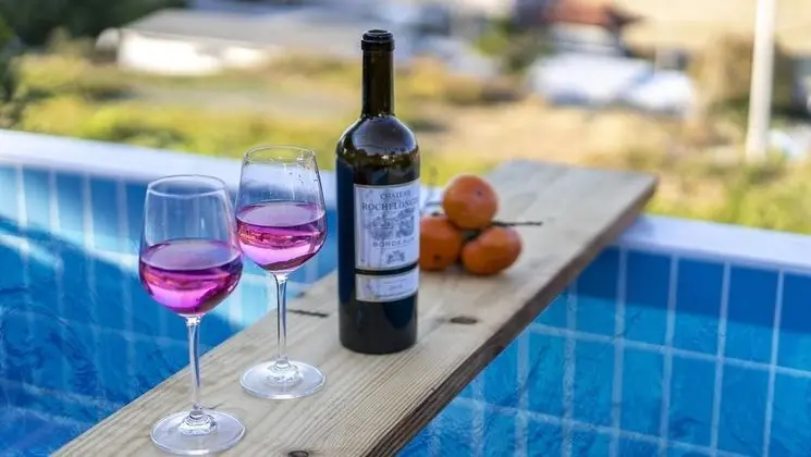 Basic Oda, 3 Yatak Odası (brown home)