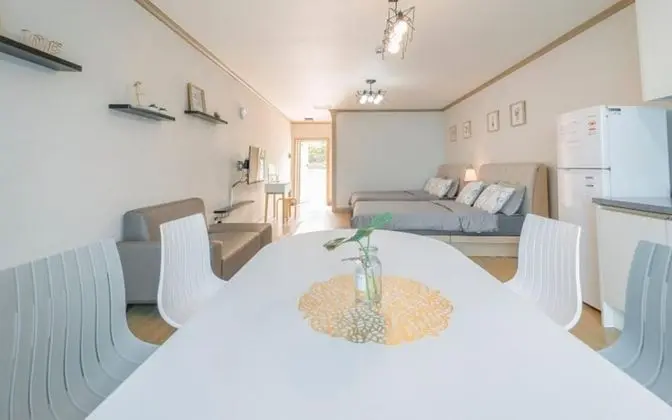 Oda (Room 101 (Ocean View))