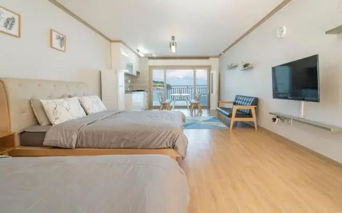 Oda (Room 102 (Ocean View))