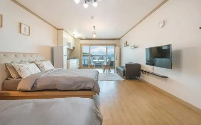 Oda (Room 103 (Ocean View))