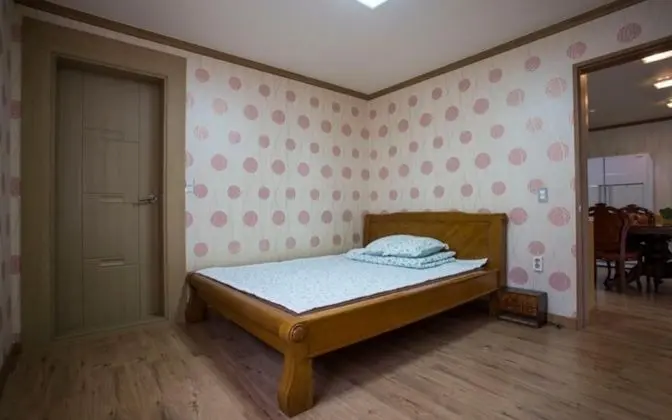 Oda (Separate house)