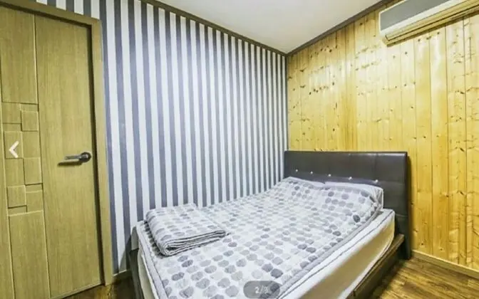 Oda (No 102 (separate house one room))