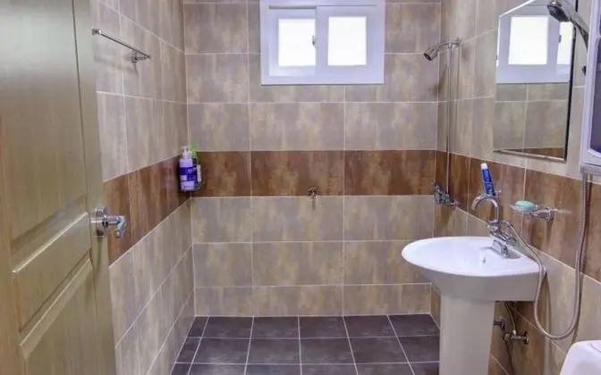 Oda (Building B 1F green (terrace))