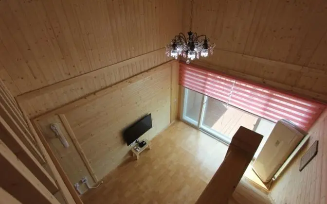 Oda (Building B 2F pink (duplex terrace))