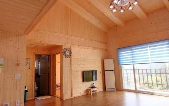 Oda (Building B 2F yellow (duplex terrace))